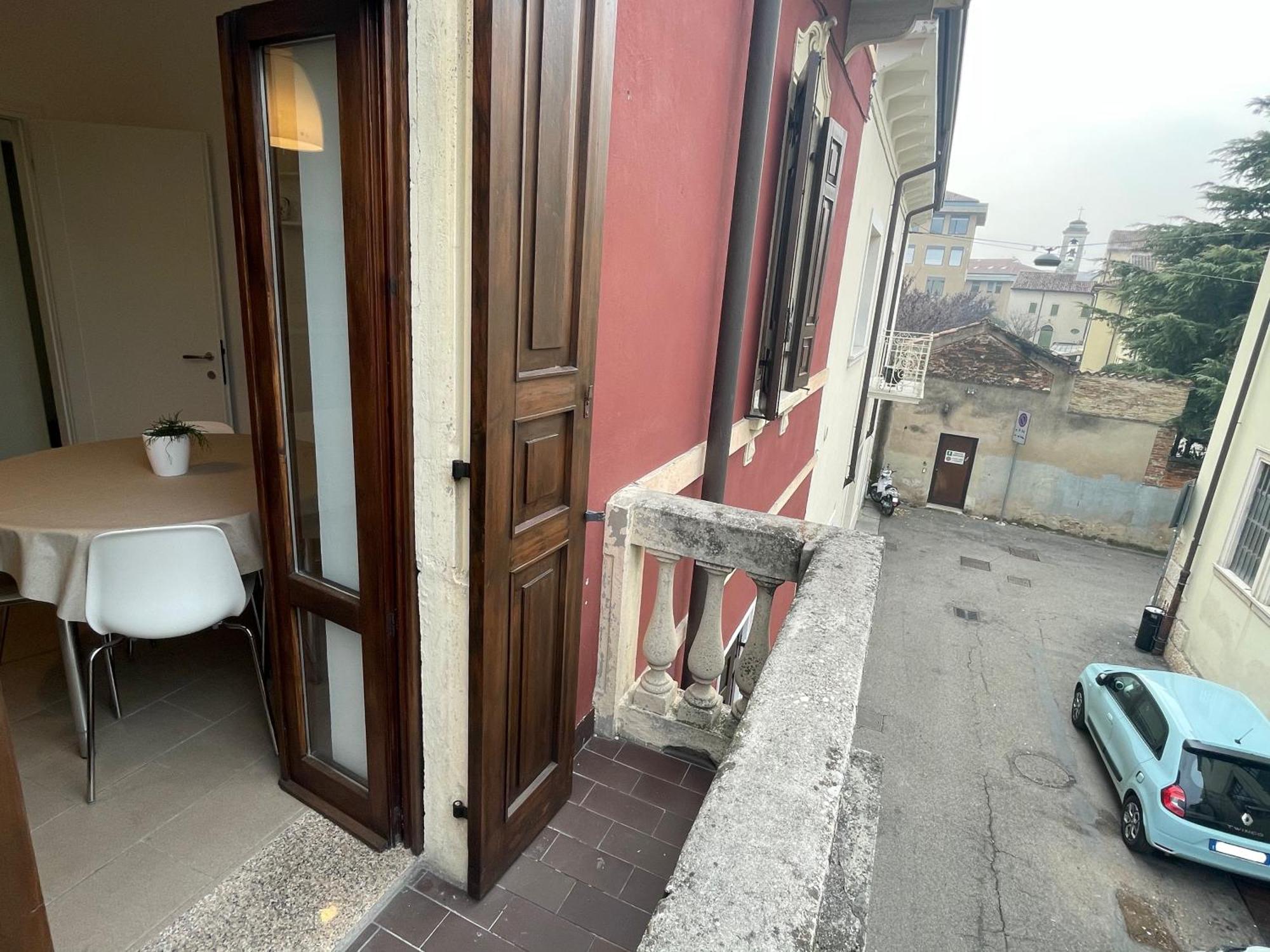 Valle 11 Verona Buitenkant foto